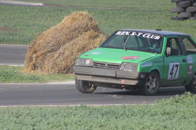 На трассе Алексей Козлов